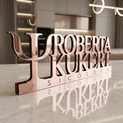 Letreiro de mesa em acrílico personalizado para psicólogos e consultórios. Ideal para recepção, mesa de atendimento e ambientes profissionais. Produção a laser.