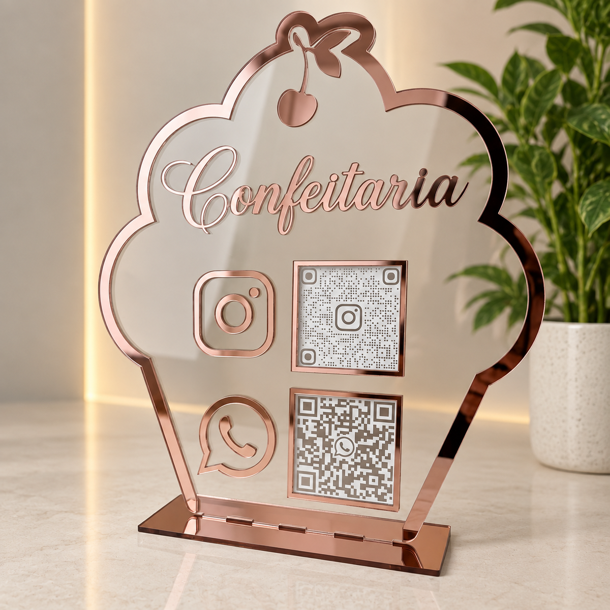 Placa Display 2 QR Code em acrílico Confeitaria, doceria personalizado com logotipo. Ideal para Pix, Instagram, WhatsApp, Wi-Fi, Google Avaliações e cardápios digitais. Compacta, moderna e produzida sob medida.