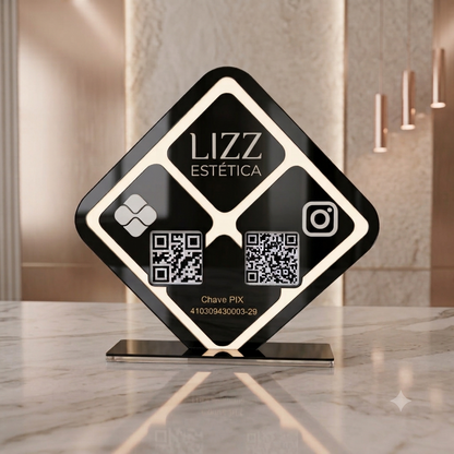 Placa Display 2 QR Code em acrílico losangulo personalizada com logotipo. Ideal para Pix, Instagram, WhatsApp, Wi-Fi, Google Avaliações e cardápios digitais.