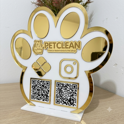 Placa Display 1 QR Code em acrílico veterinária Petshop personalizada com logotipo. Ideal para Pix, Instagram, WhatsApp, Wi-Fi, Google Avaliações e cardápios digitais