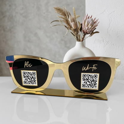 Placa Display 1 QR Code em acrílico óculos personalizada com logotipo. Ideal para Pix, Instagram, WhatsApp, Wi-Fi, Google Avaliações e cardápios digitais.